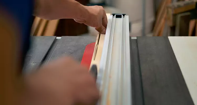 Bifold Door Seal Repair in Sarasota Springs, FL