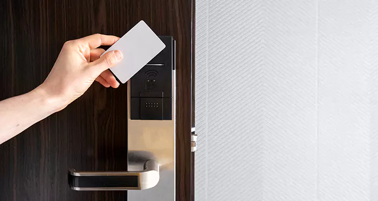 Why Choose Us for Hotel Keycard Lock Repair in Sarasota Springs, FL?