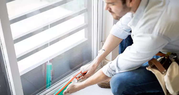 We fix All type of Sliding Door in Sarasota Springs, FL