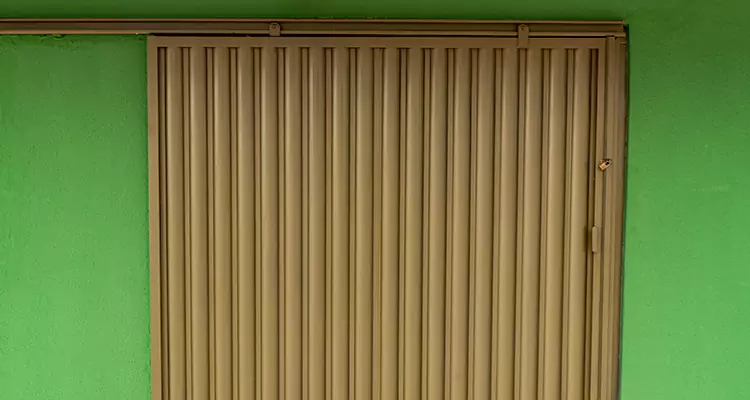 Wooden Sliding Door Stuck Repair Services in Sarasota Springs, FL