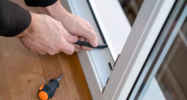 Sliding Door Maintenance in Sarasota Springs, FL