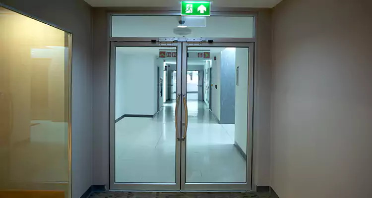 Emergency Glass Door Repair in Sarasota Springs, FL